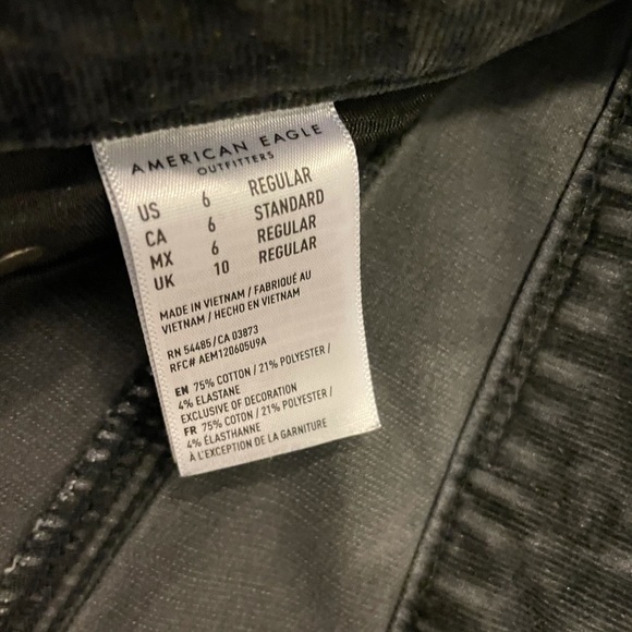 American Eagle Jeans/Size 6 - Picture 4 of 13